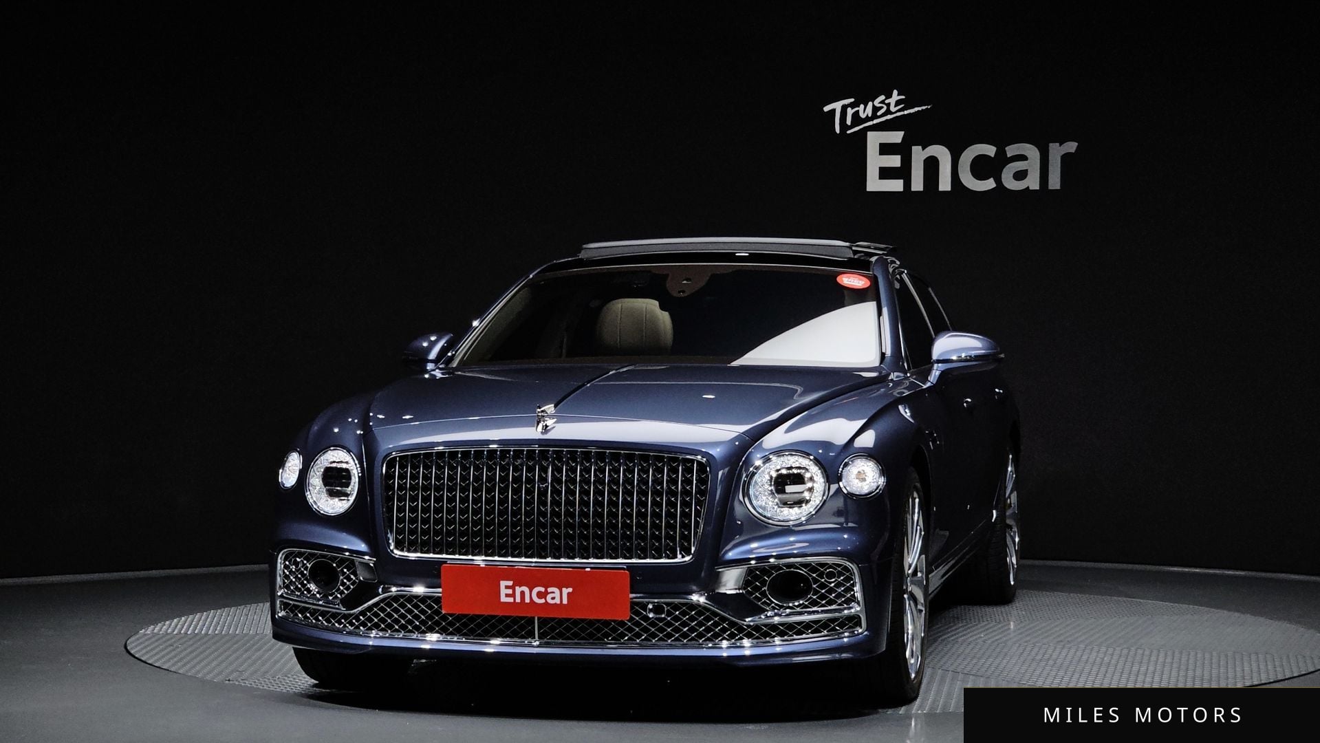 Bentley Flying Spur 2021 — миниатюра 3