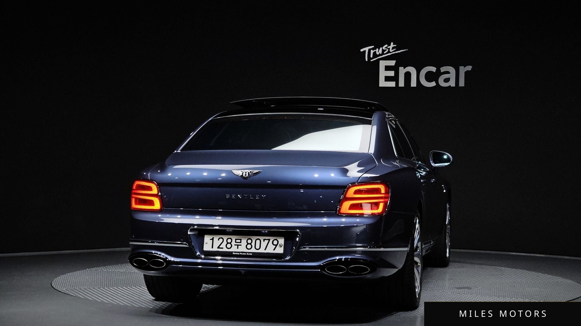 Bentley Flying Spur 2021 — миниатюра 4