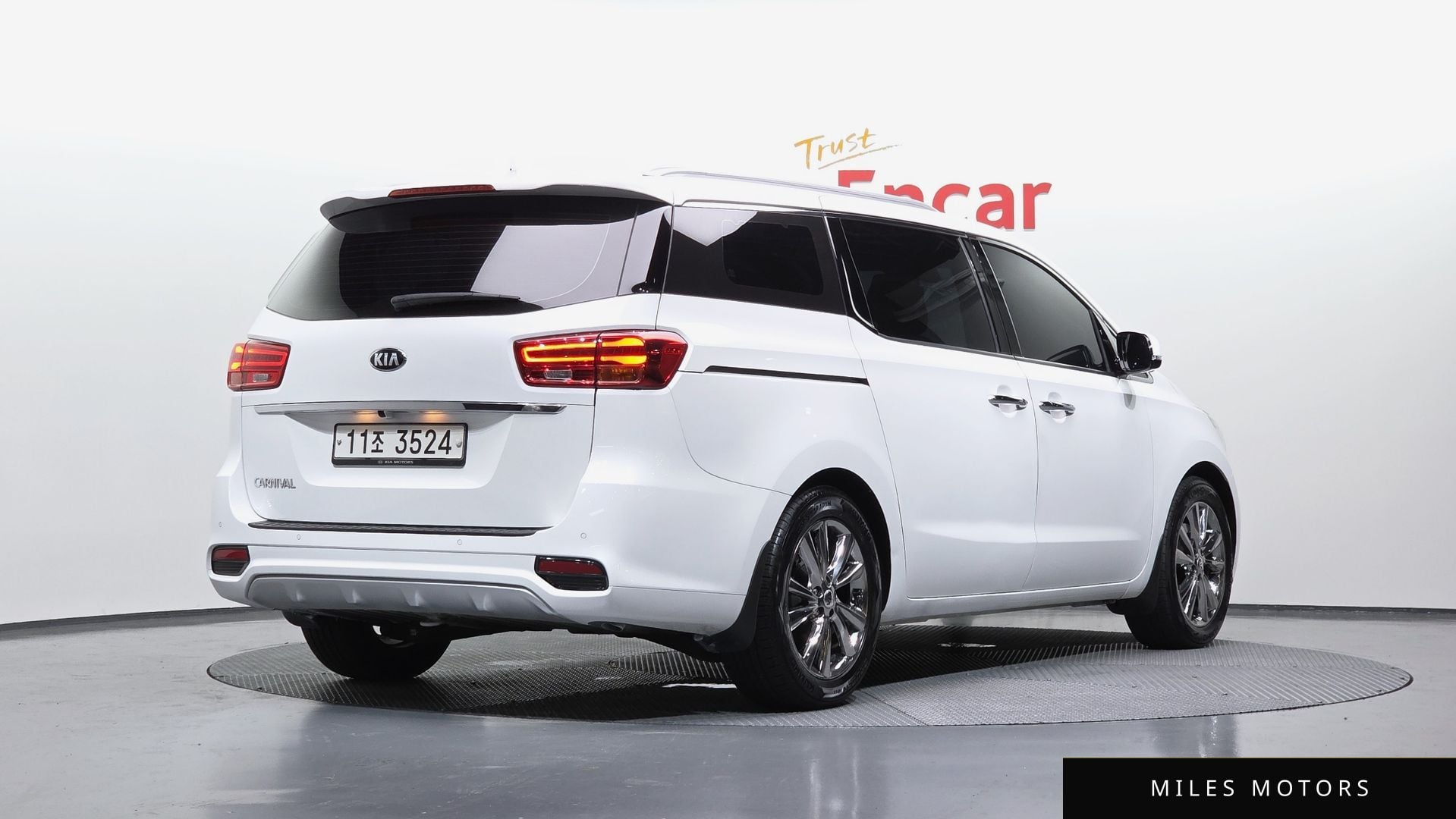 Kia Canival 2019 — миниатюра 2