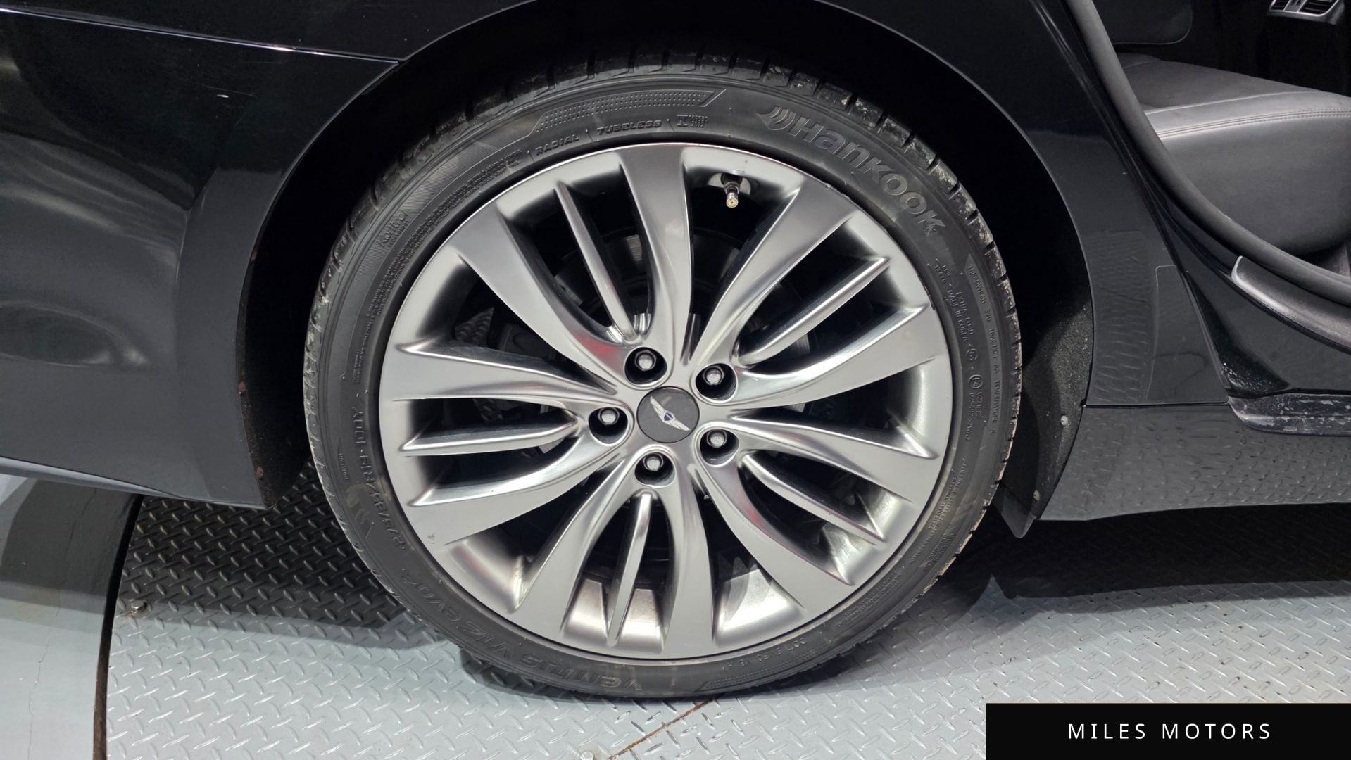 Hyundai Genesis 2016 — миниатюра 5