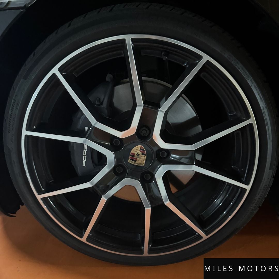 Porsche Taycan 2025 — миниатюра 6