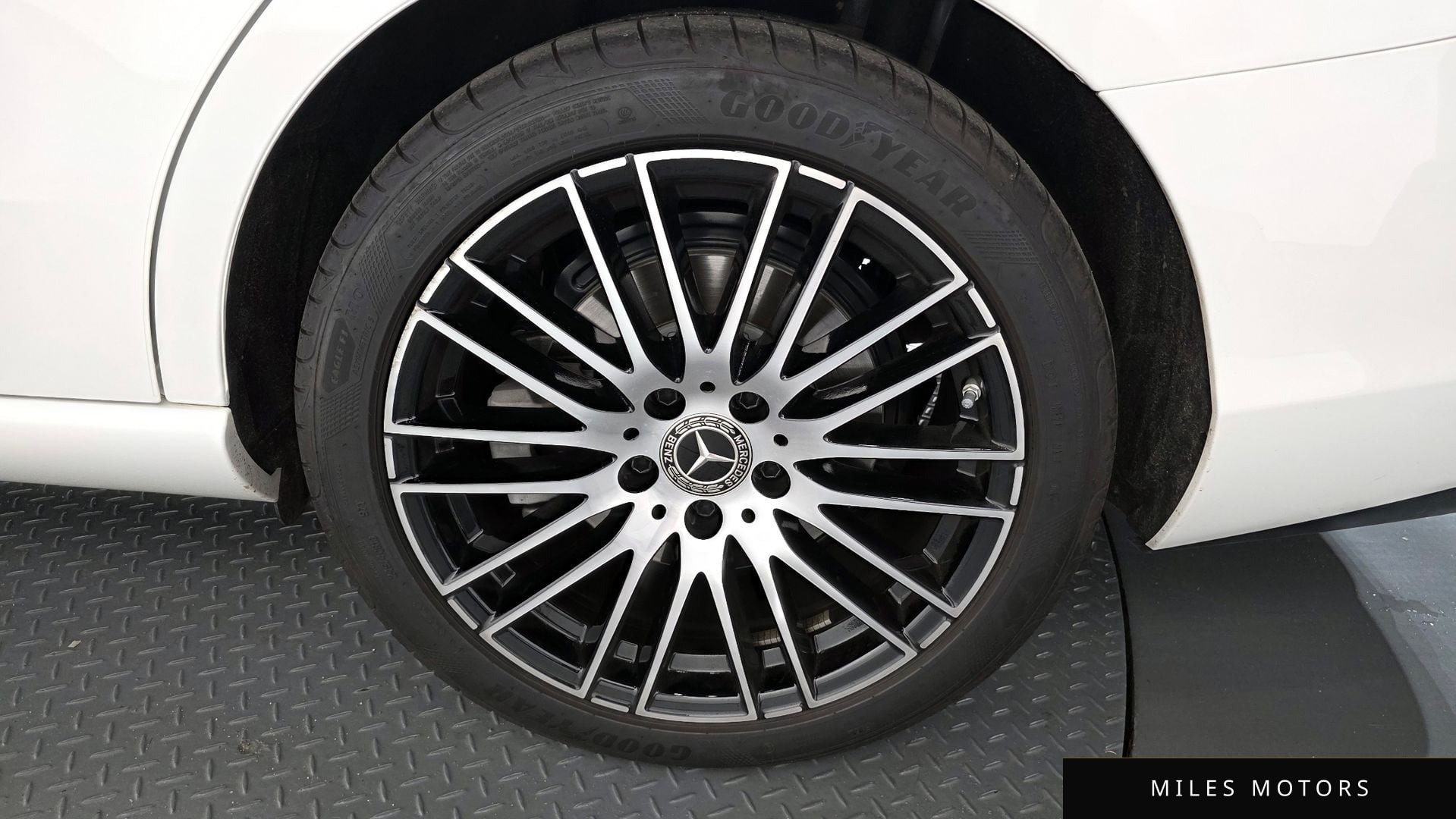Mercedes-Benz C-Class W206 2025 — миниатюра 7