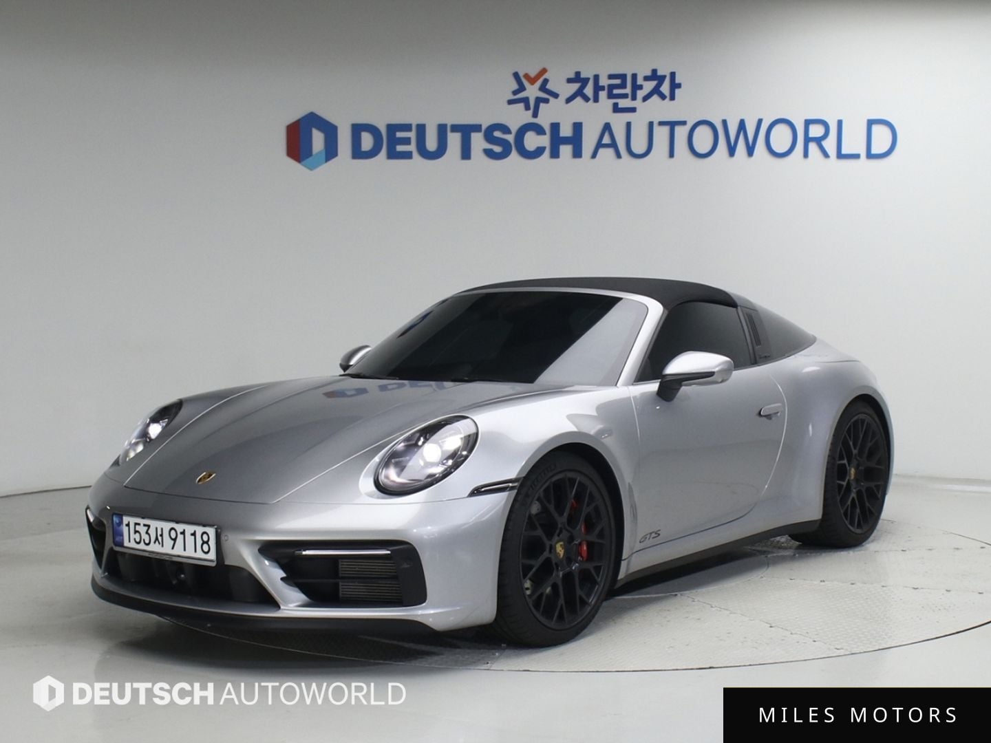 Porsche 911 (992) 2024 — миниатюра 2