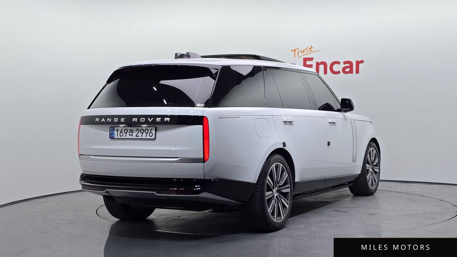 Land Rover Range Rover 2024 — миниатюра 2