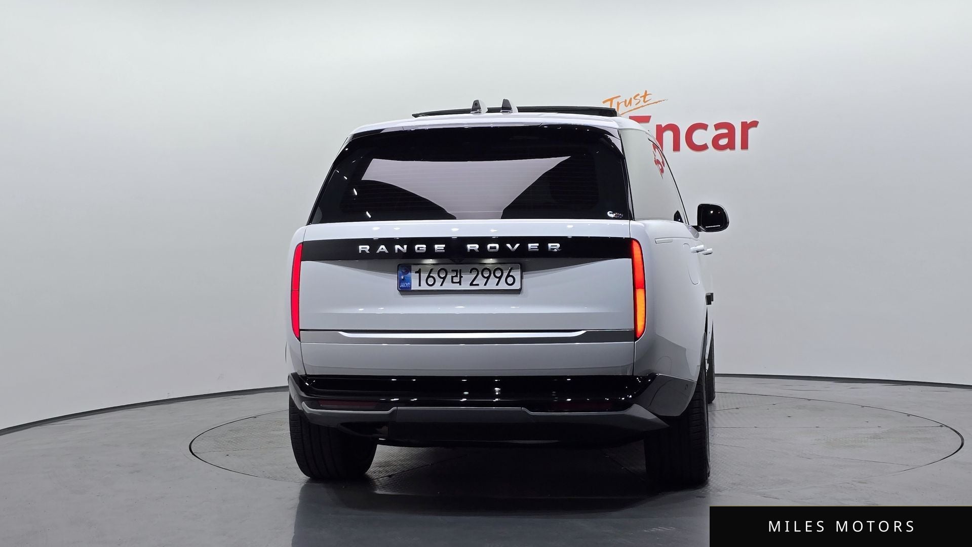 Land Rover Range Rover 2024 — миниатюра 4