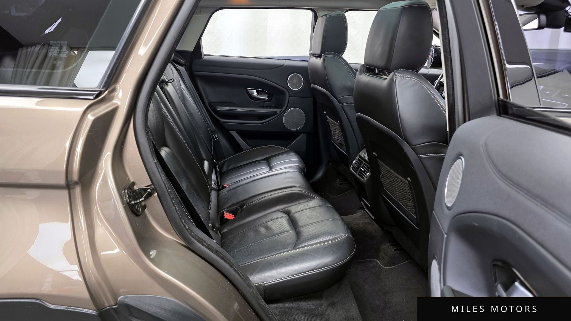 Land Rover Range Rover Evoque 2016 — миниатюра 12
