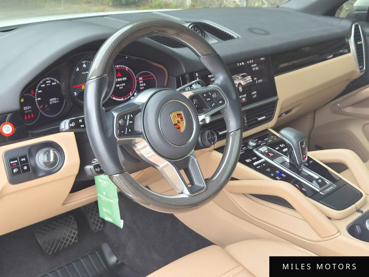 Porsche Cayenne 2021 — миниатюра 7