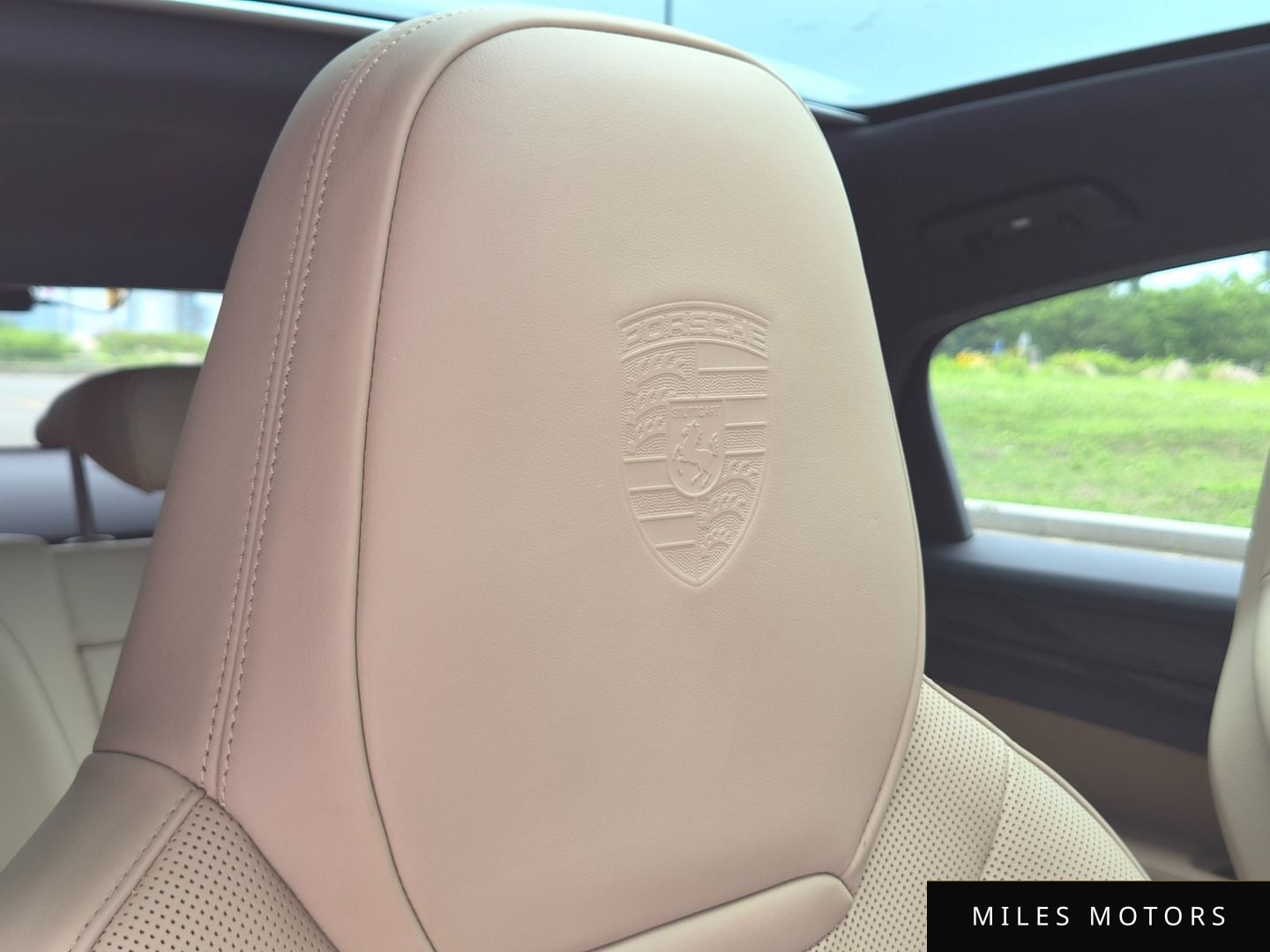 Porsche Cayenne 2021 — миниатюра 10