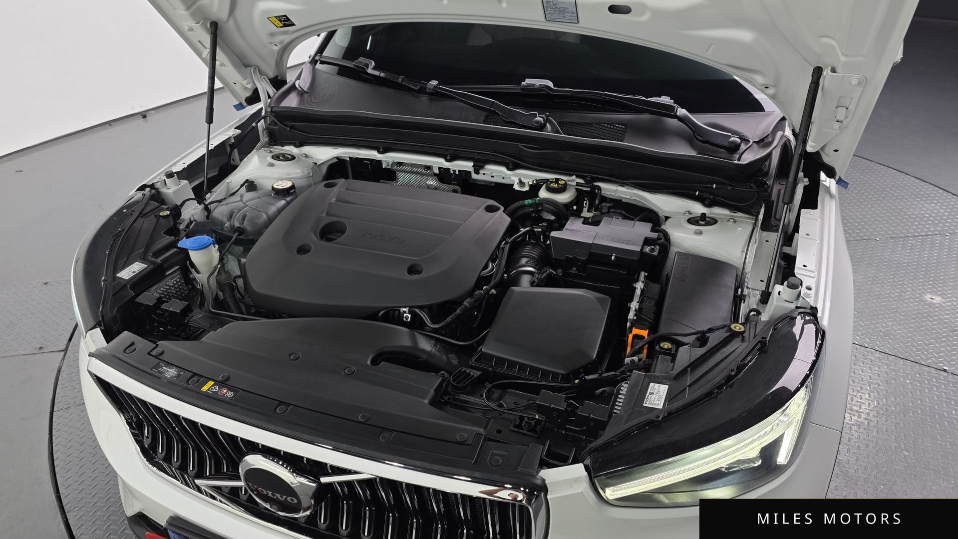 Volvo XC40 2024 — миниатюра 5