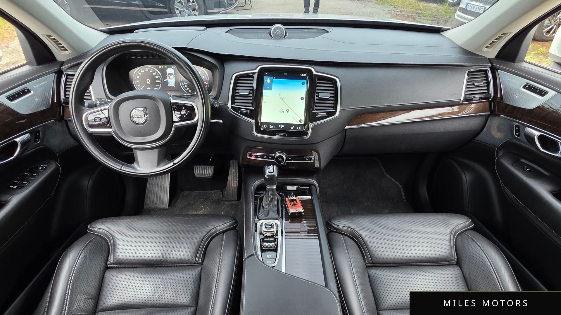 Volvo XC90 2017 — миниатюра 10