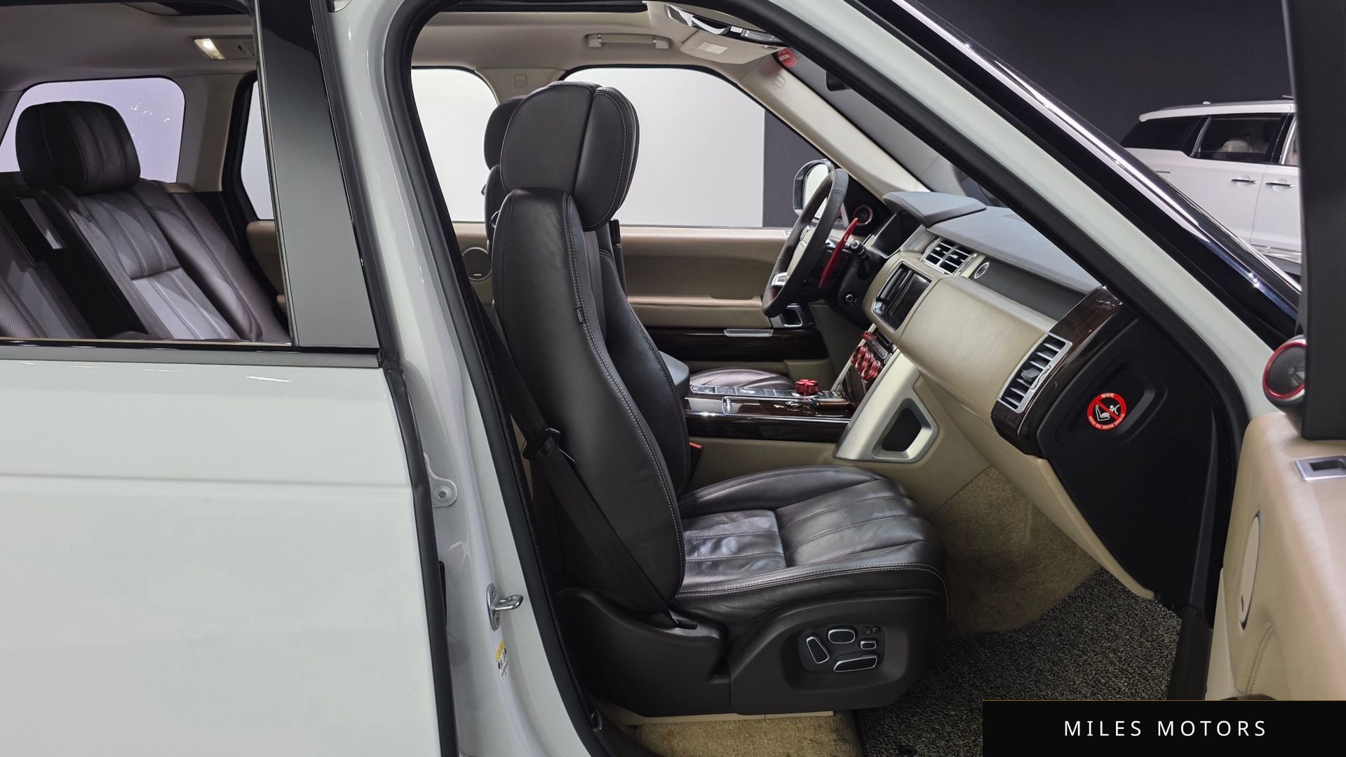 Land Rover Range Rover 2014 — миниатюра 12