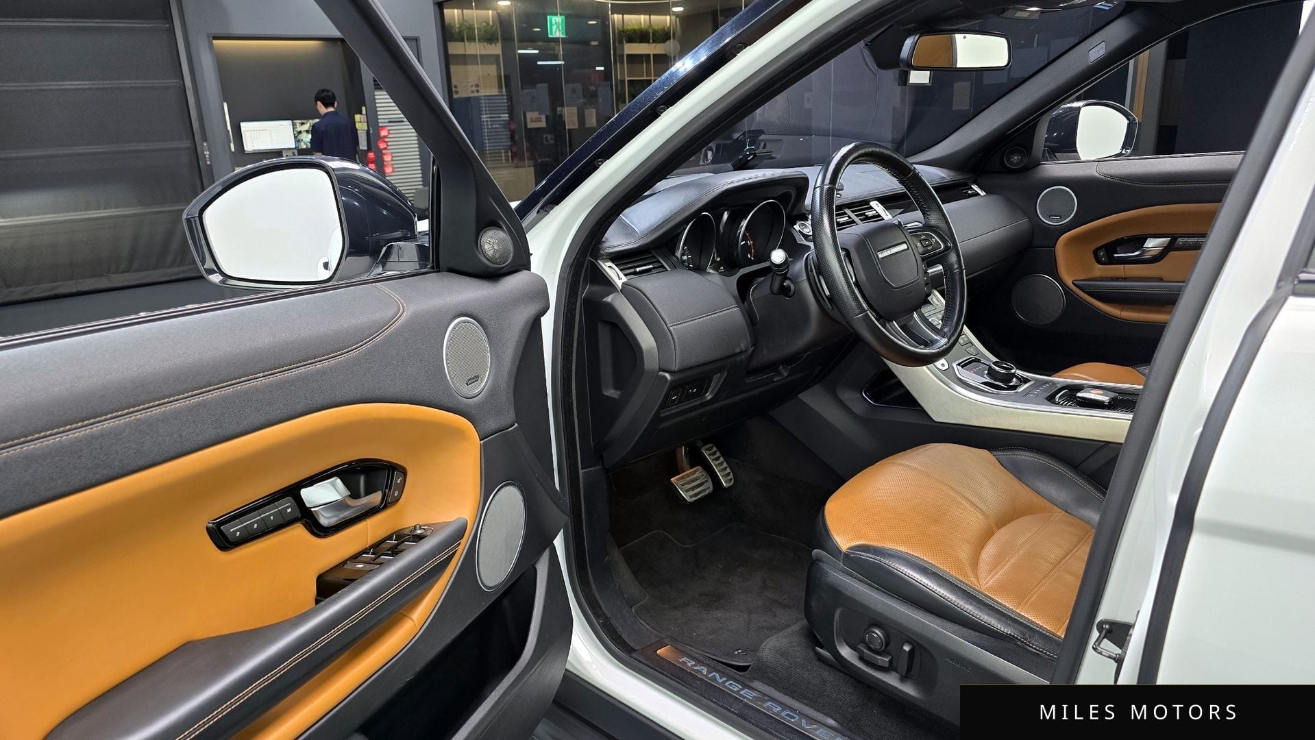 Land Rover Range Rover Evoque 2017 — миниатюра 10