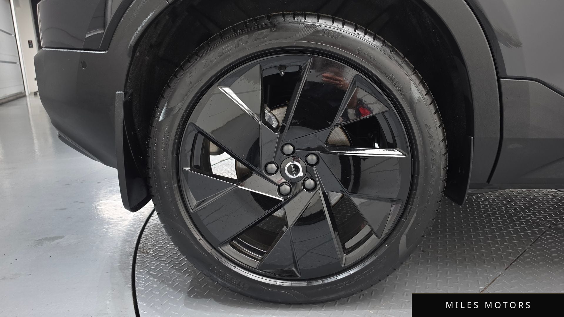 Volvo XC40 2025 — миниатюра 5