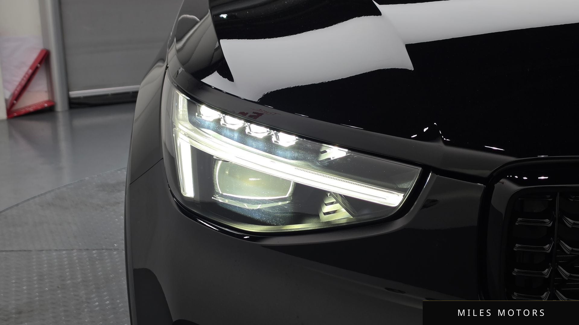Volvo XC40 2025 — миниатюра 8