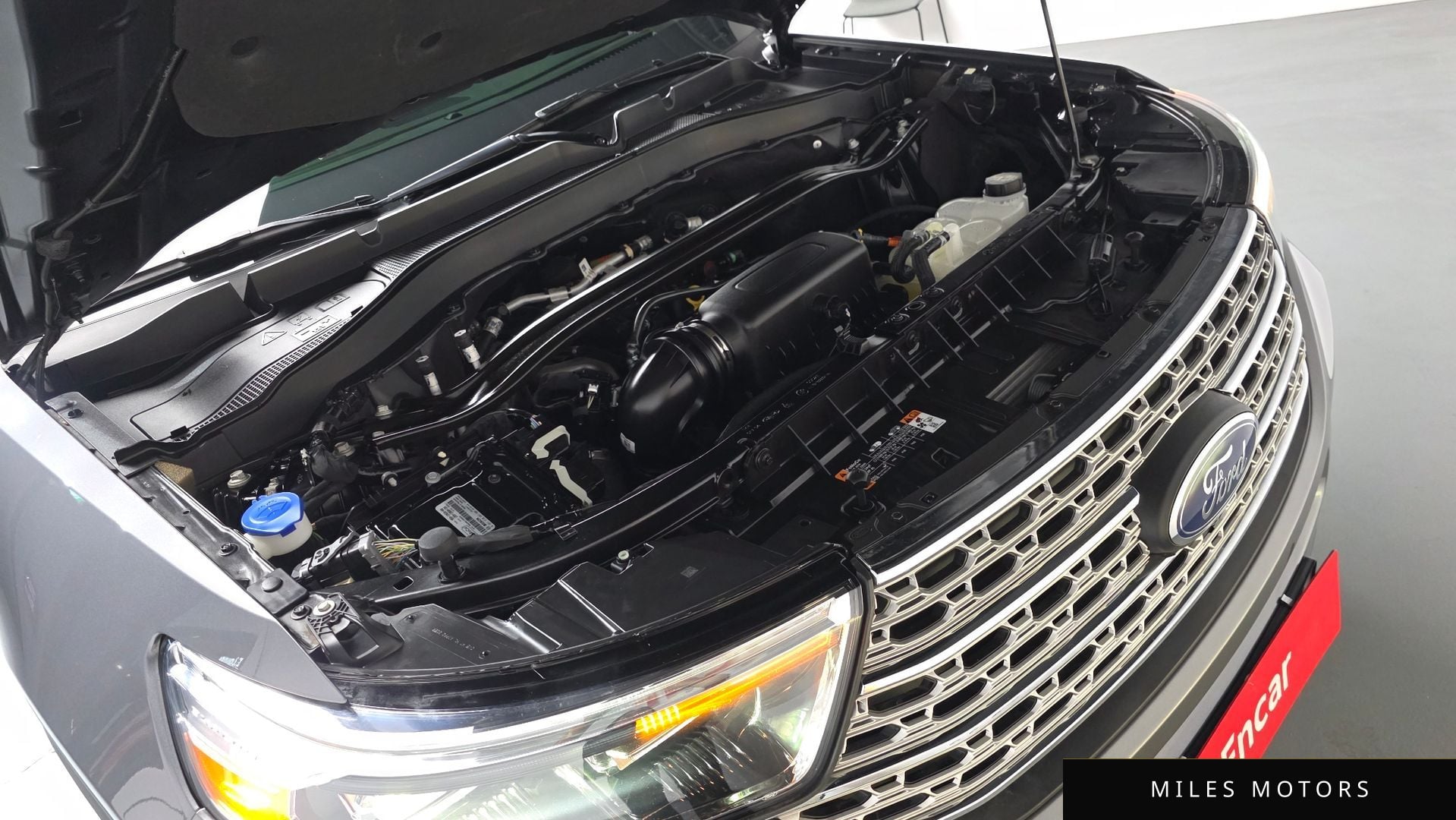 Ford Explorer 2022 — миниатюра 5