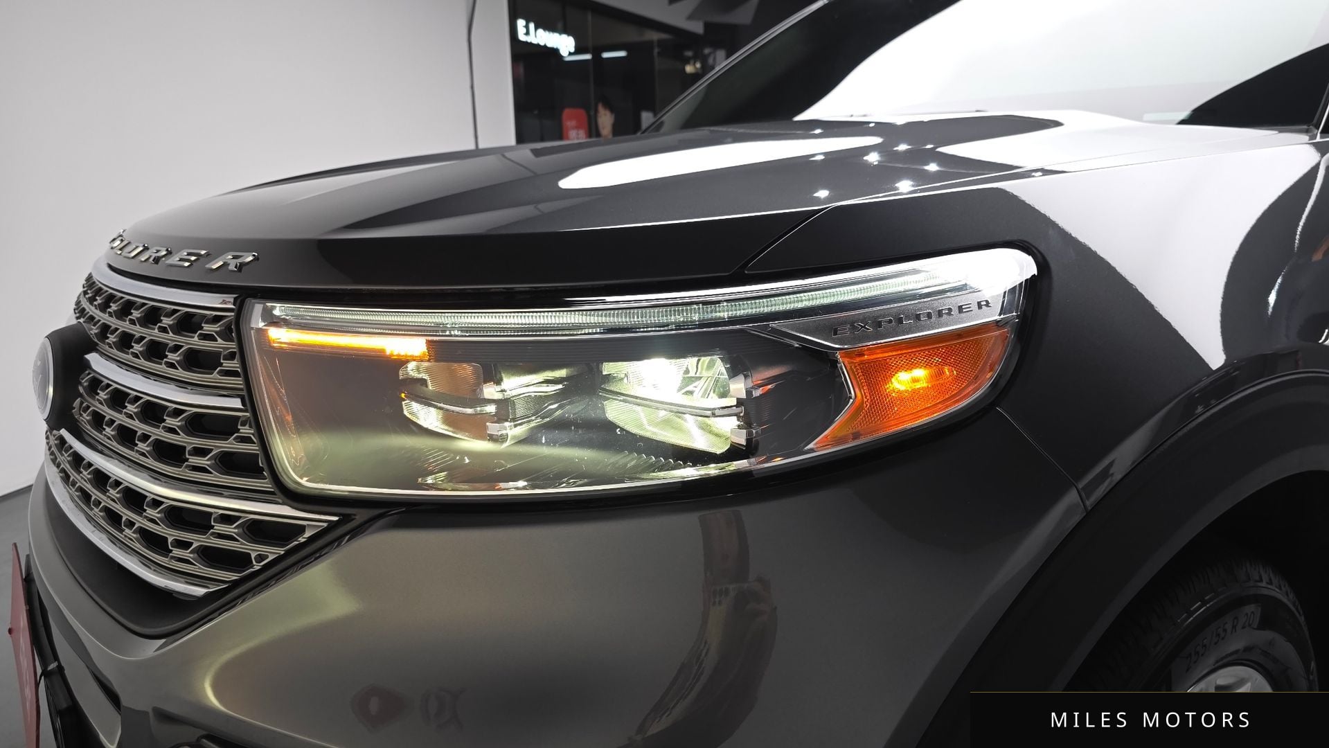 Ford Explorer 2022 — миниатюра 7