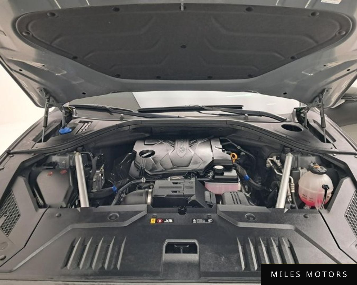 Genesis GV70 2025 — миниатюра 7