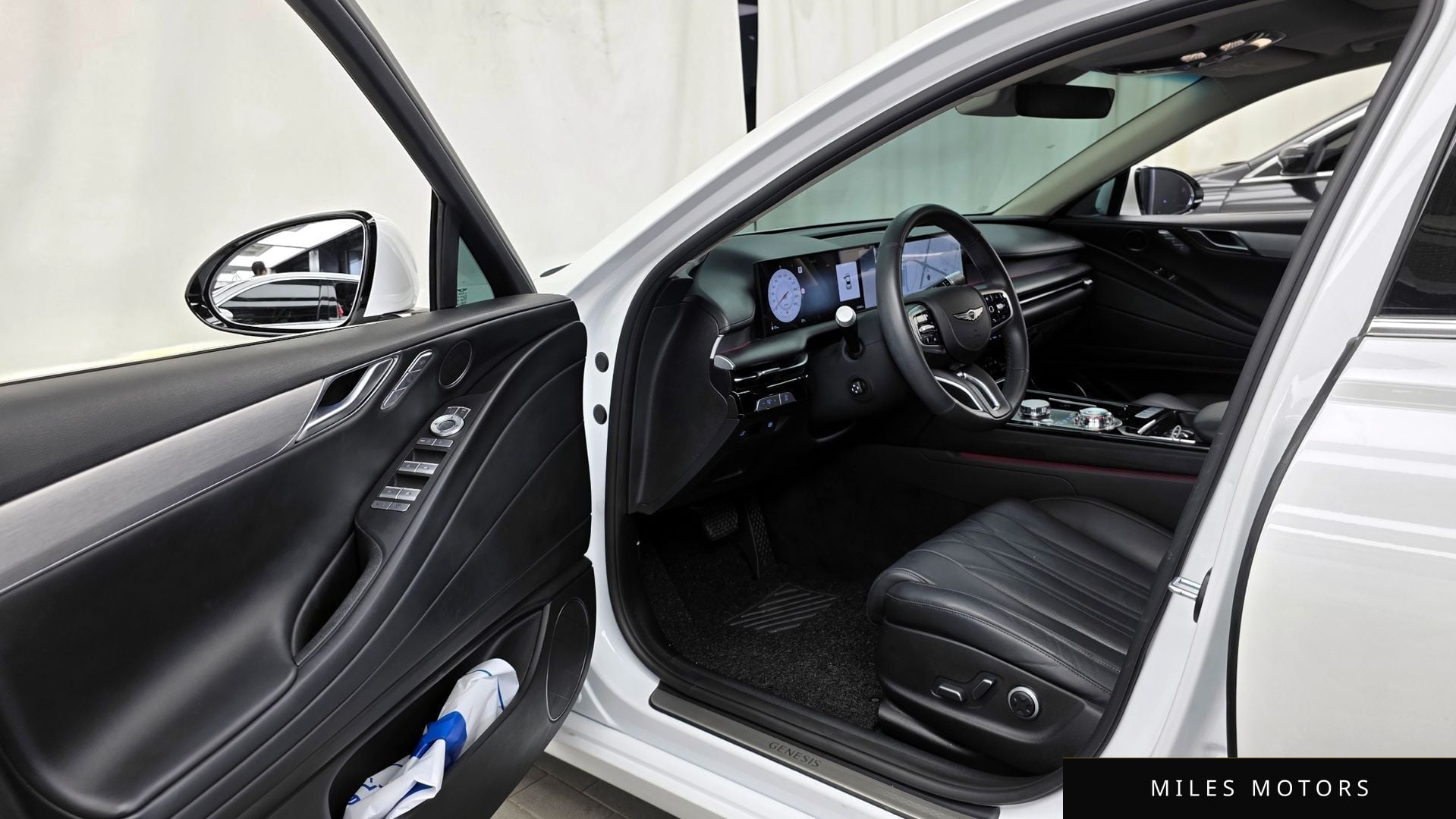 Genesis G80 (RG3) 2025 — миниатюра 10