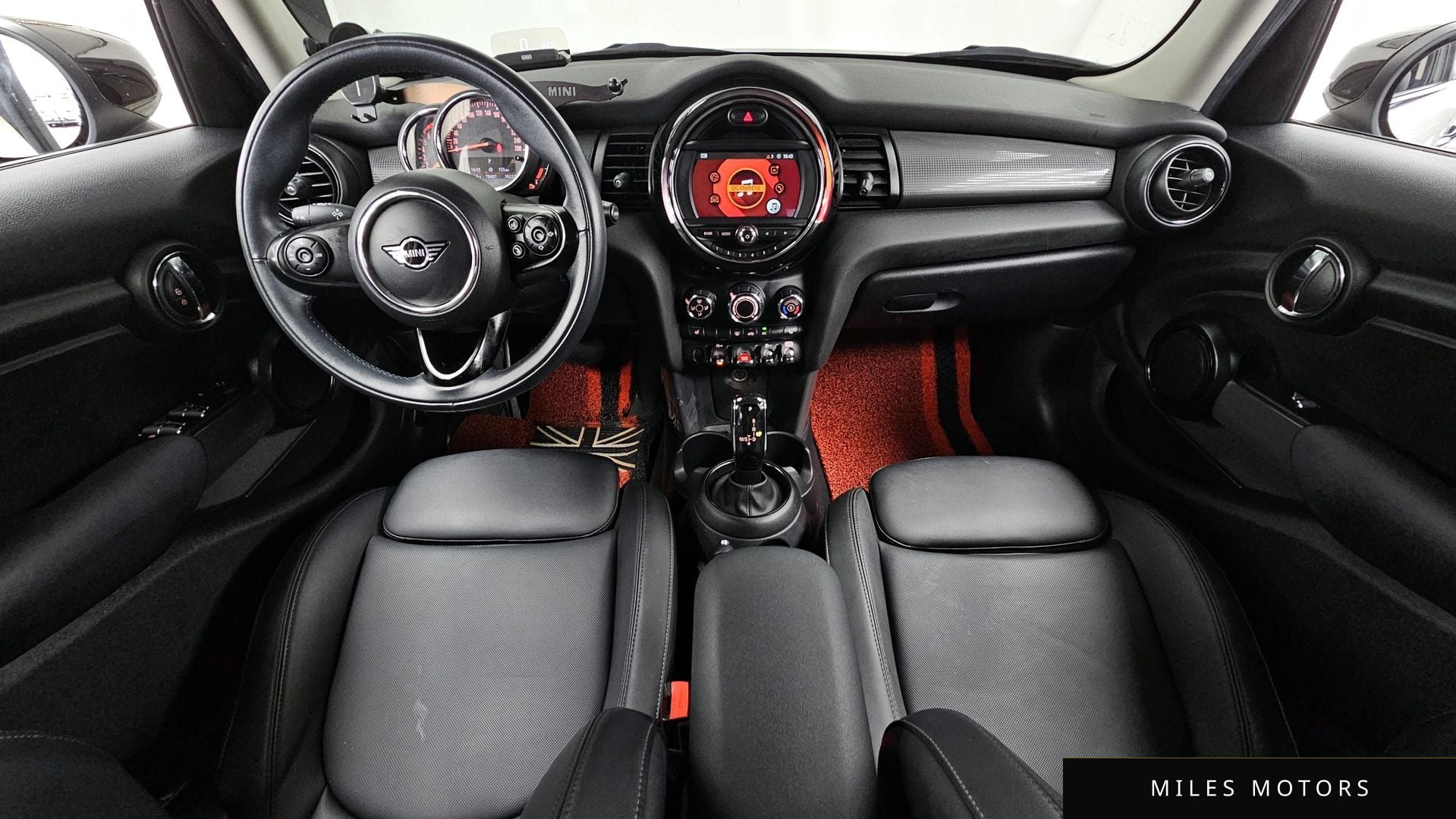 MINI Cooper 2020 — миниатюра 10