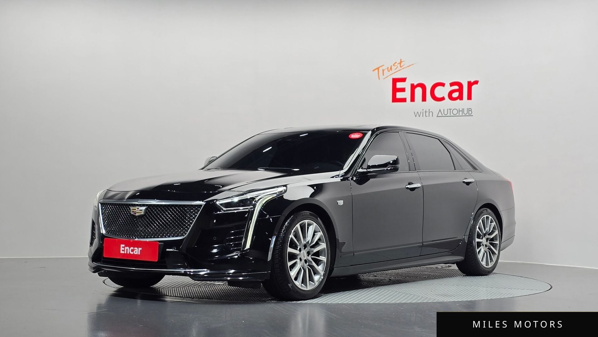 Cadillac CT6 2019 — фото 1 из 12