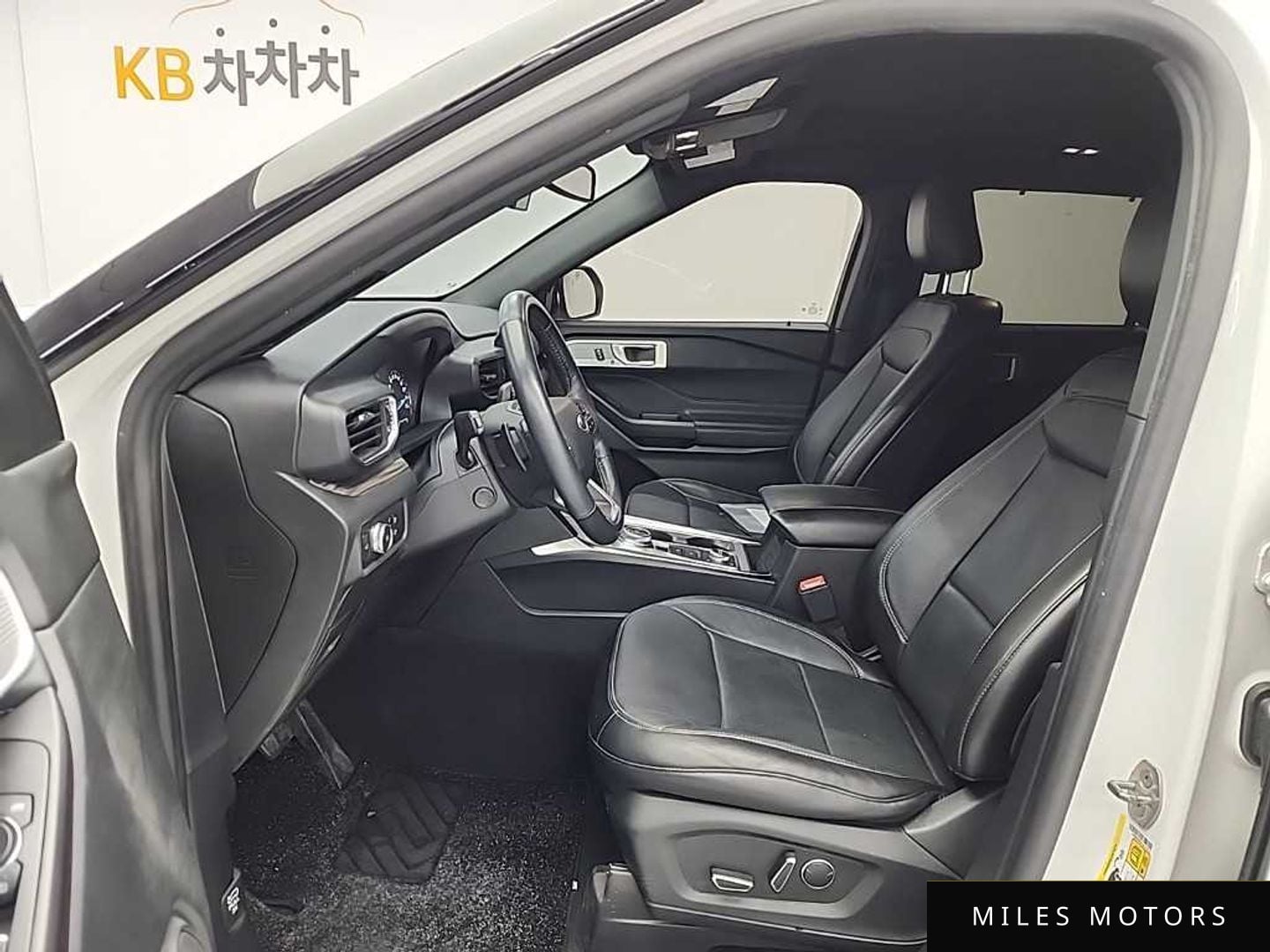 Ford Explorer 2020 — миниатюра 11
