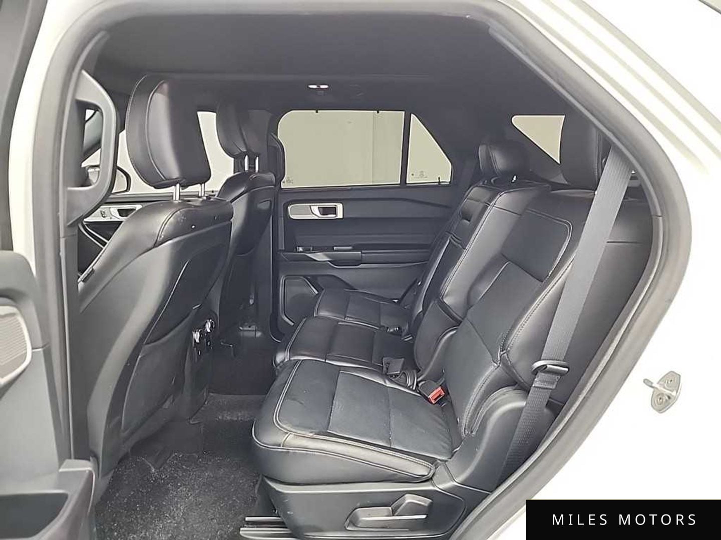 Ford Explorer 2020 — миниатюра 12