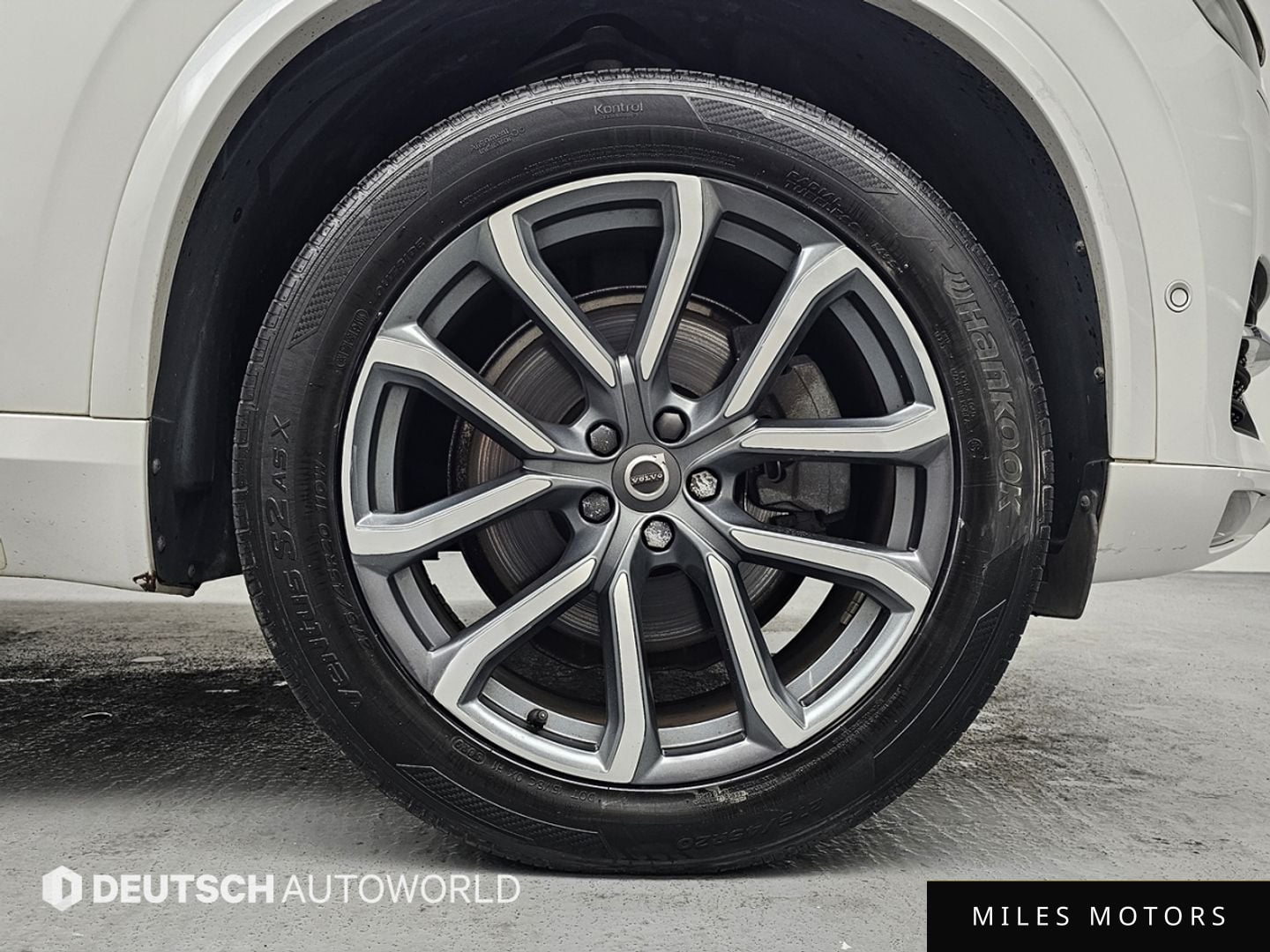 Volvo XC90 2017 — миниатюра 5
