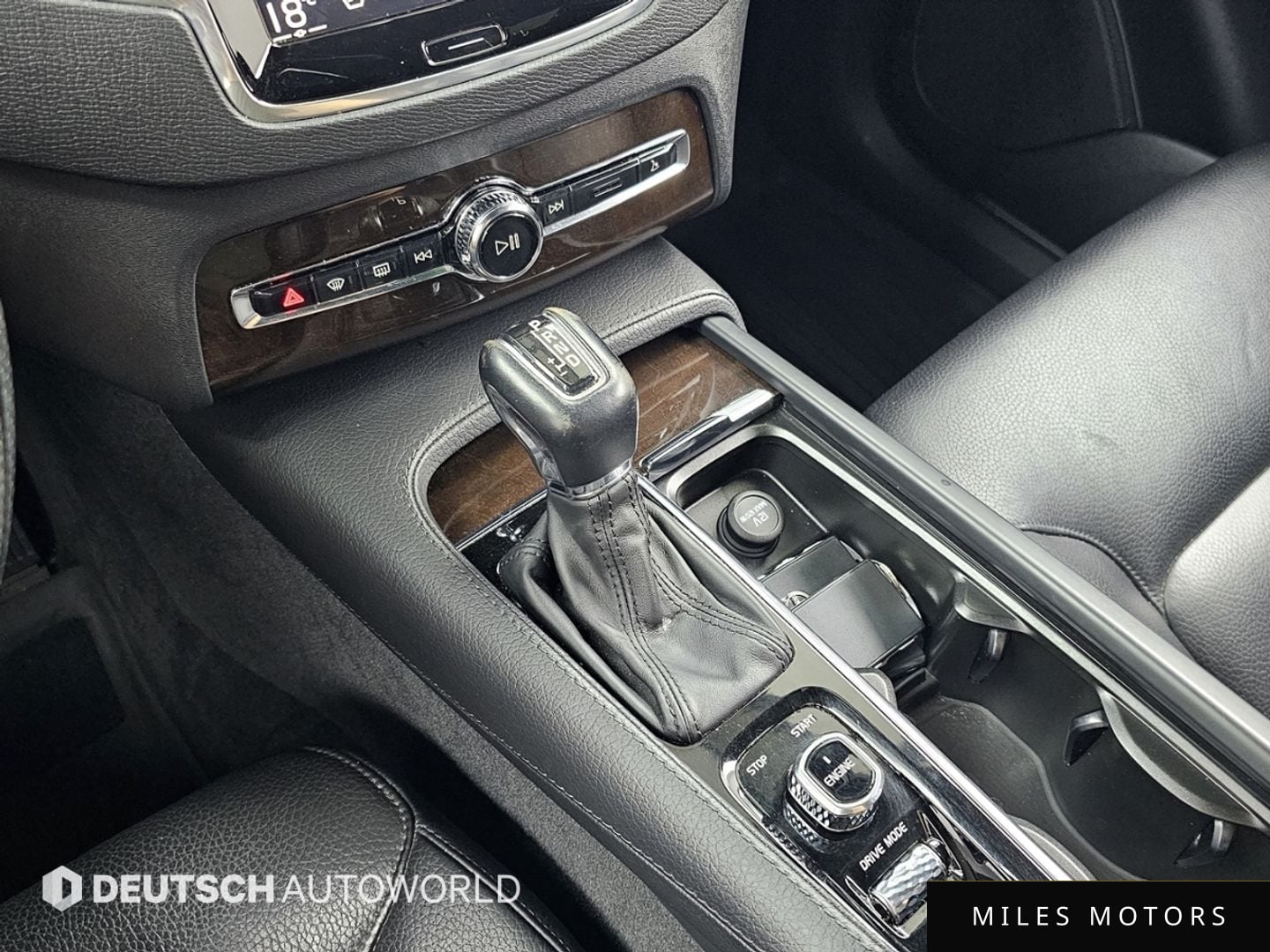 Volvo XC90 2017 — миниатюра 9