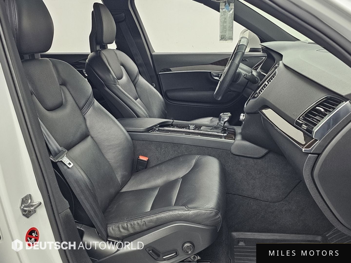 Volvo XC90 2017 — миниатюра 10