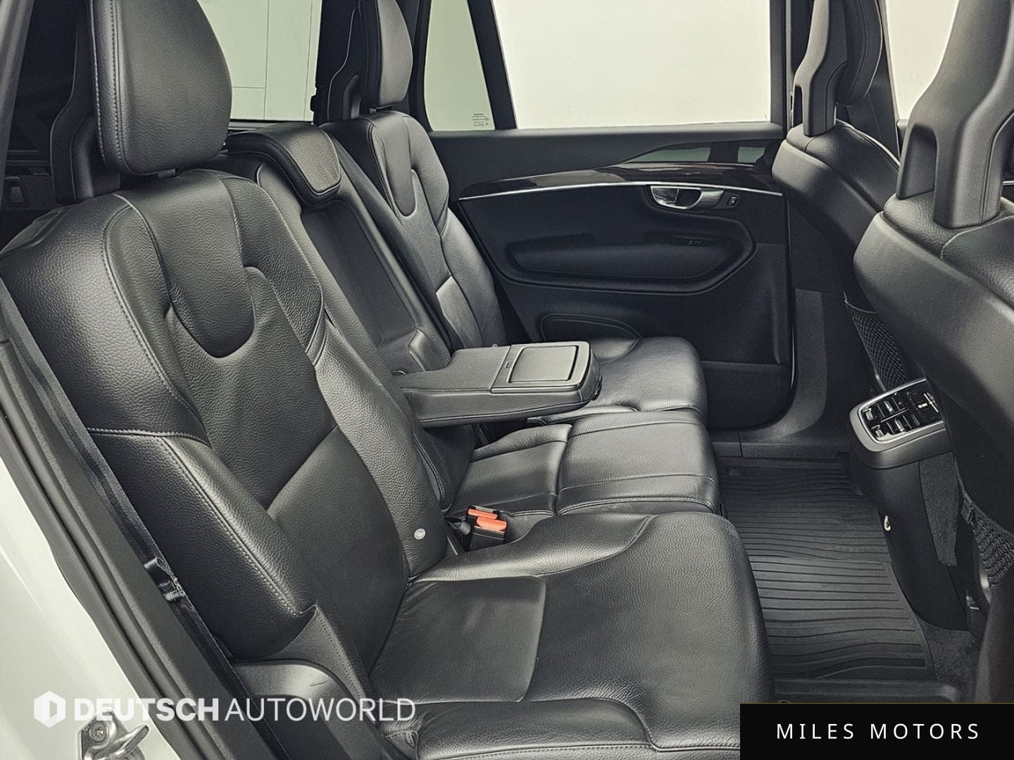 Volvo XC90 2017 — миниатюра 12