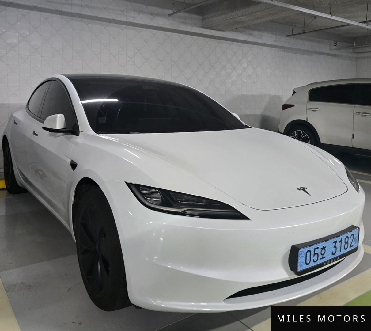 Tesla Model 3 2025 — миниатюра 3