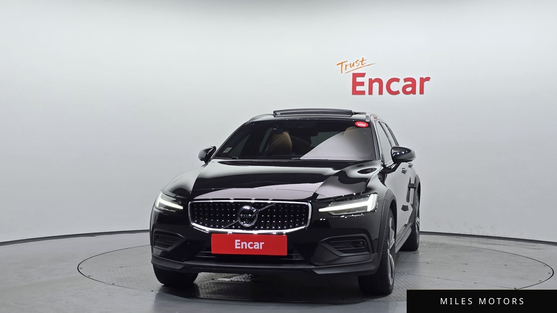 Volvo V60 2021 — миниатюра 3