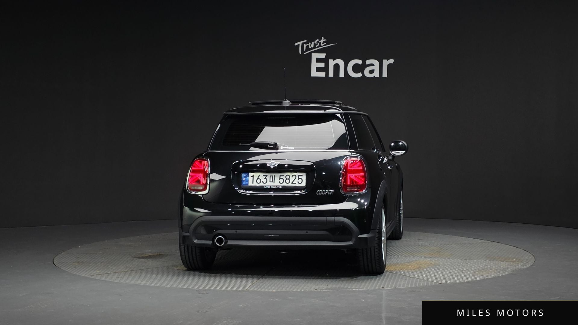 MINI Cooper 2023 — миниатюра 4