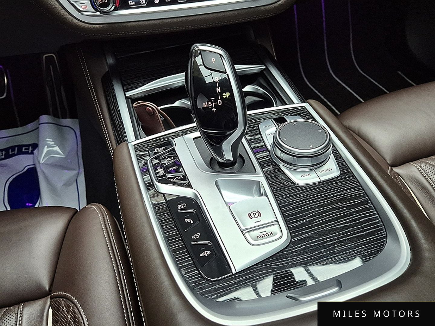 BMW 7 Series (G11) 2021 — миниатюра 10