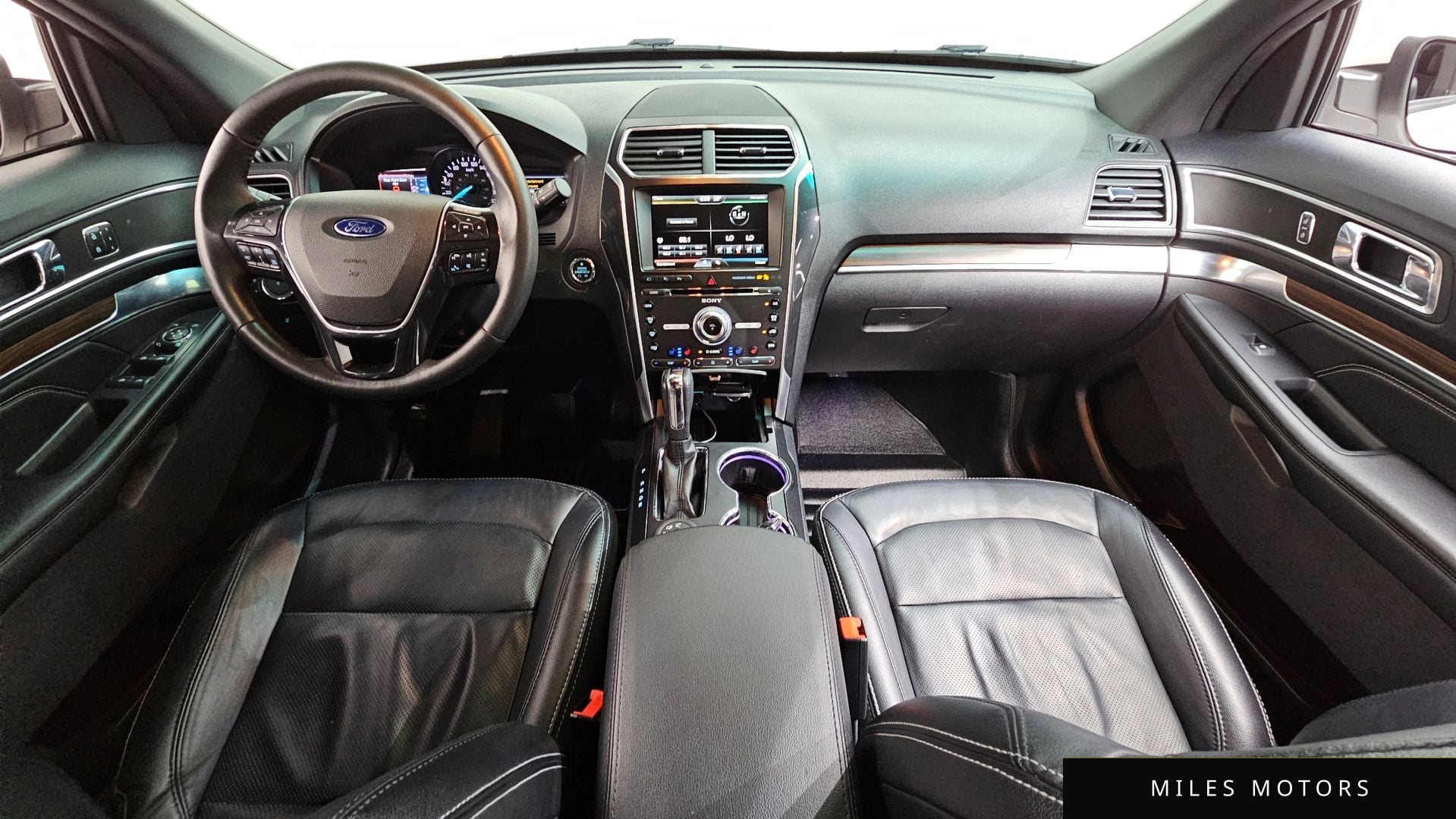 Ford Explorer 2016 — миниатюра 7