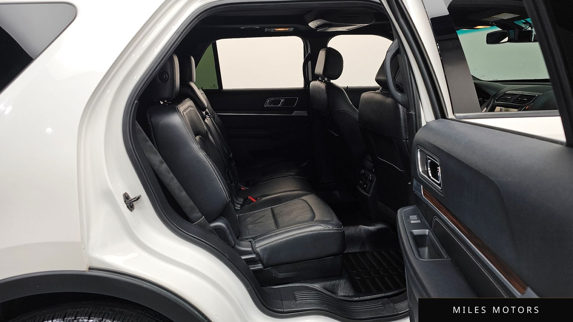 Ford Explorer 2016 — миниатюра 11