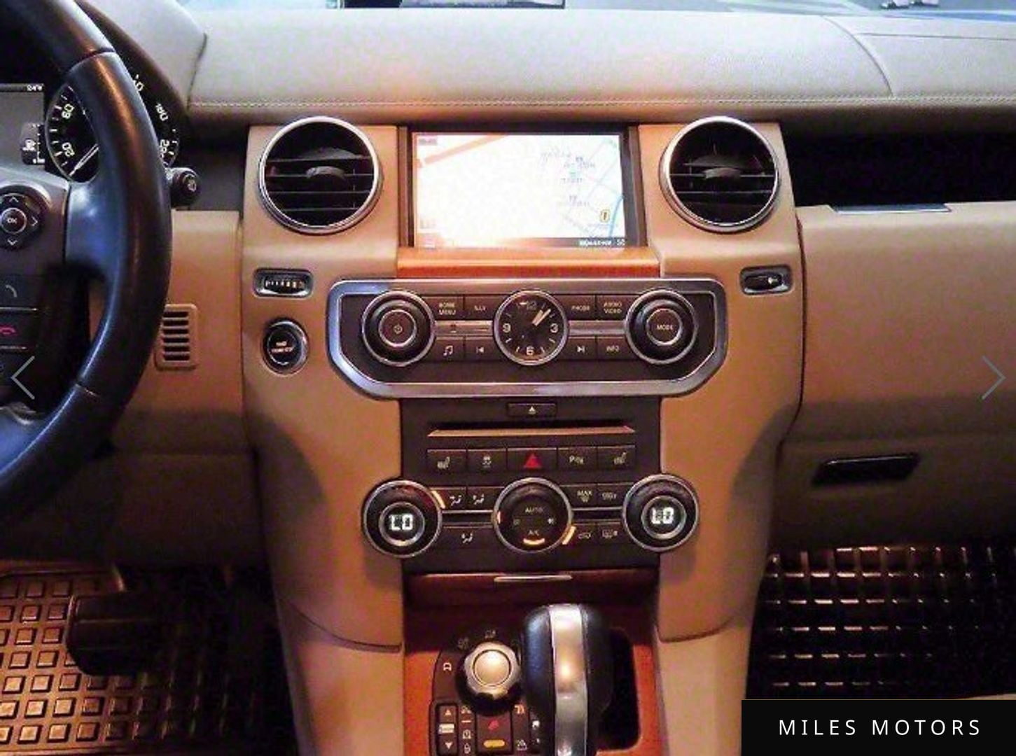 Land Rover Discovery 2011 — миниатюра 11