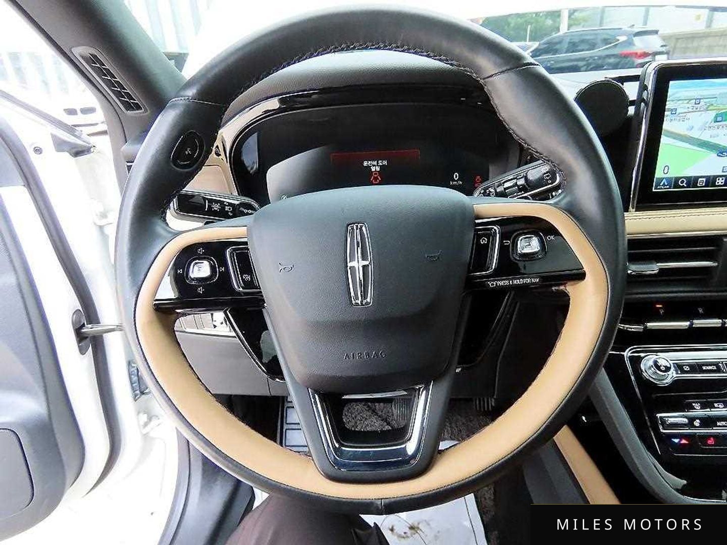 Lincoln Corsair 2022 — миниатюра 8
