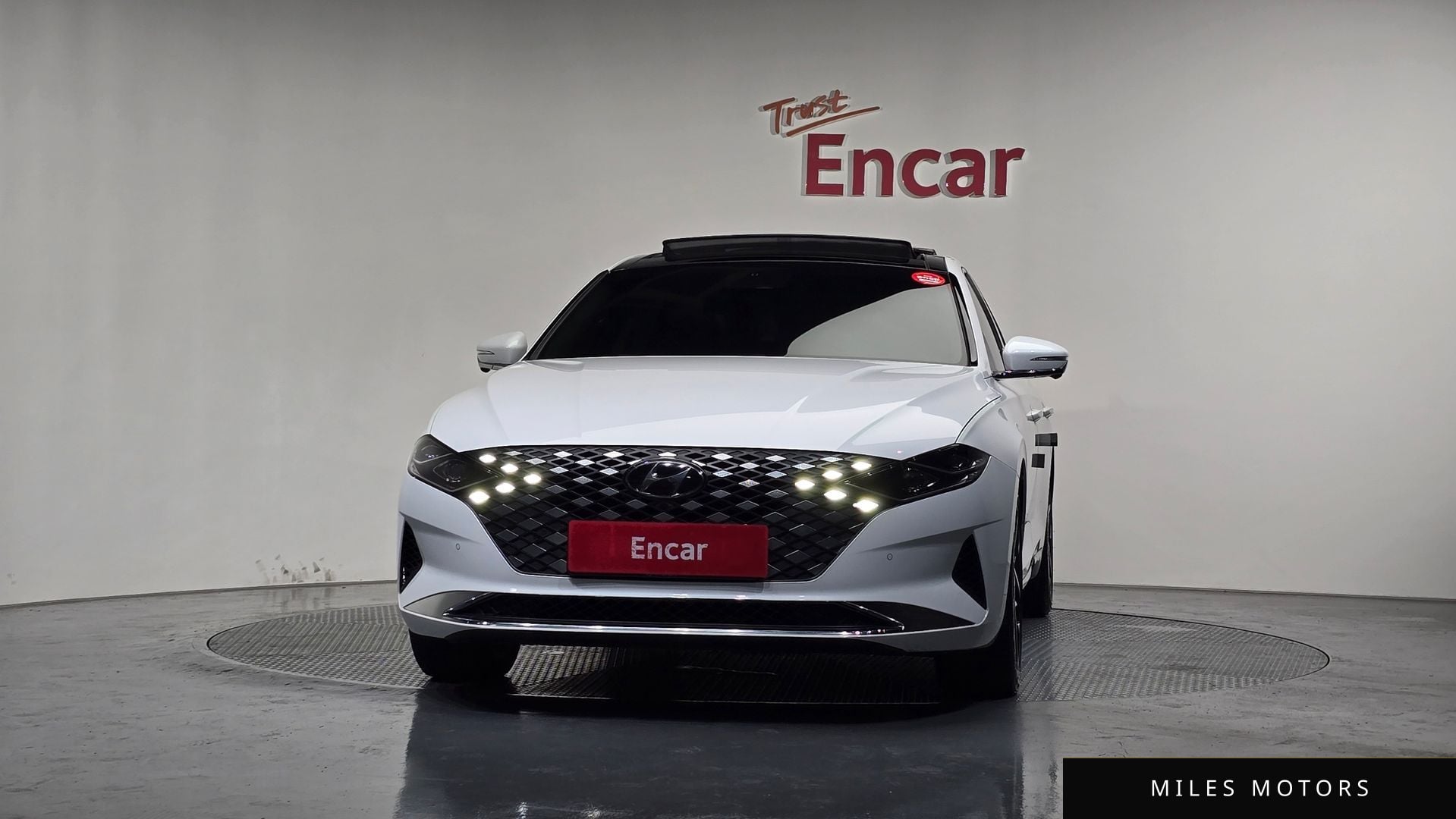Hyundai Grandeur 2023 — миниатюра 3