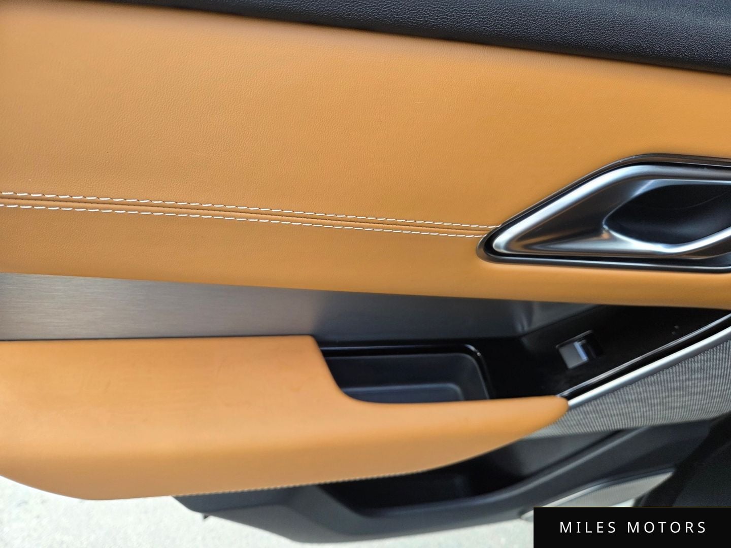 Land Rover Range Rover Velar 2019 — миниатюра 7
