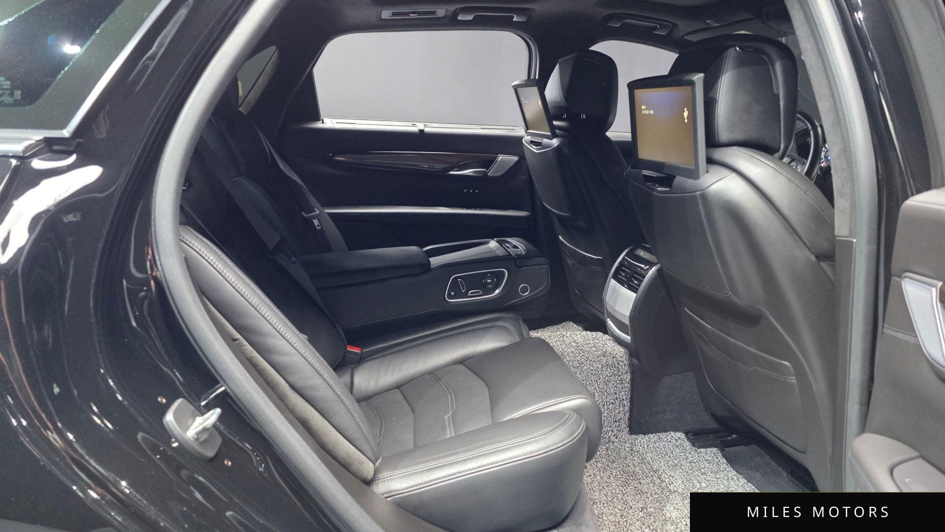 Cadillac CT6 2020 — миниатюра 12