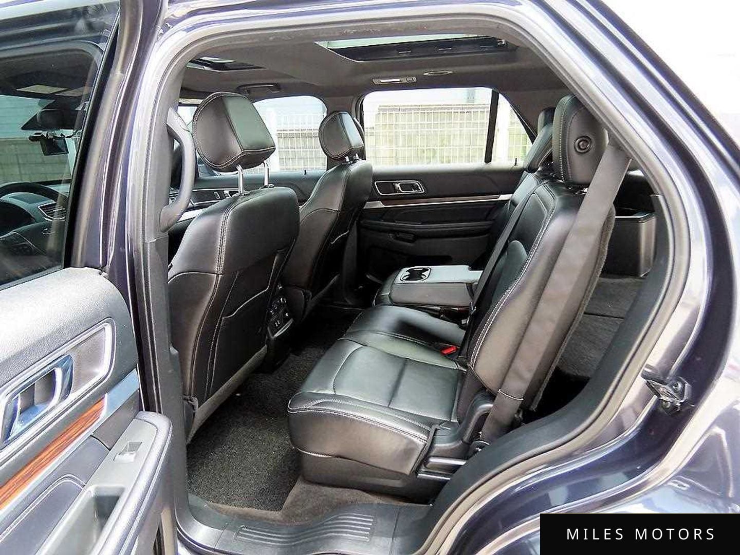 Ford Explorer 2017 — миниатюра 6