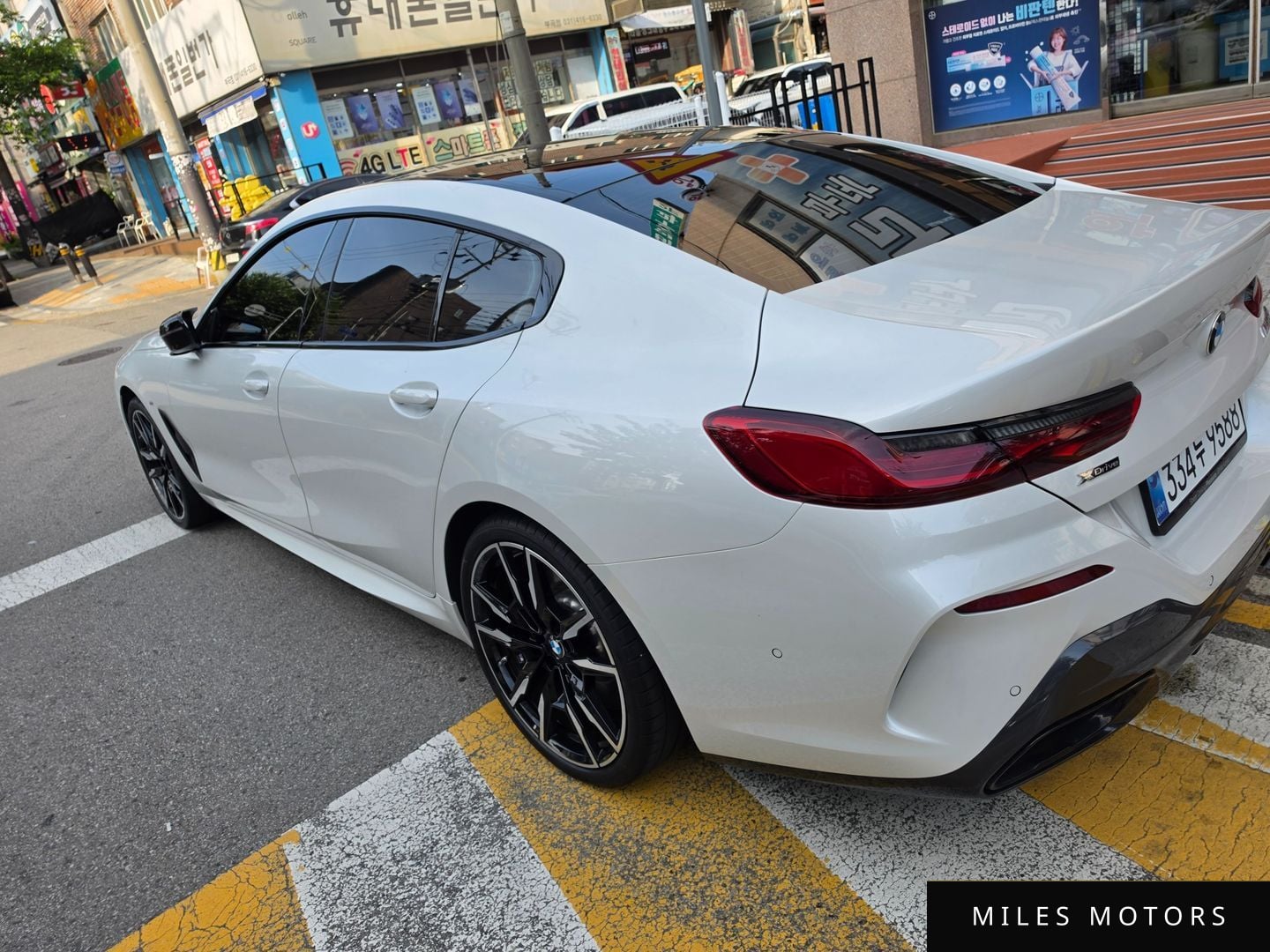 BMW 8 Series (G15) 2025 — миниатюра 4