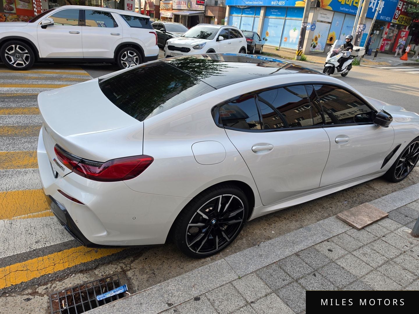 BMW 8 Series (G15) 2025 — миниатюра 5