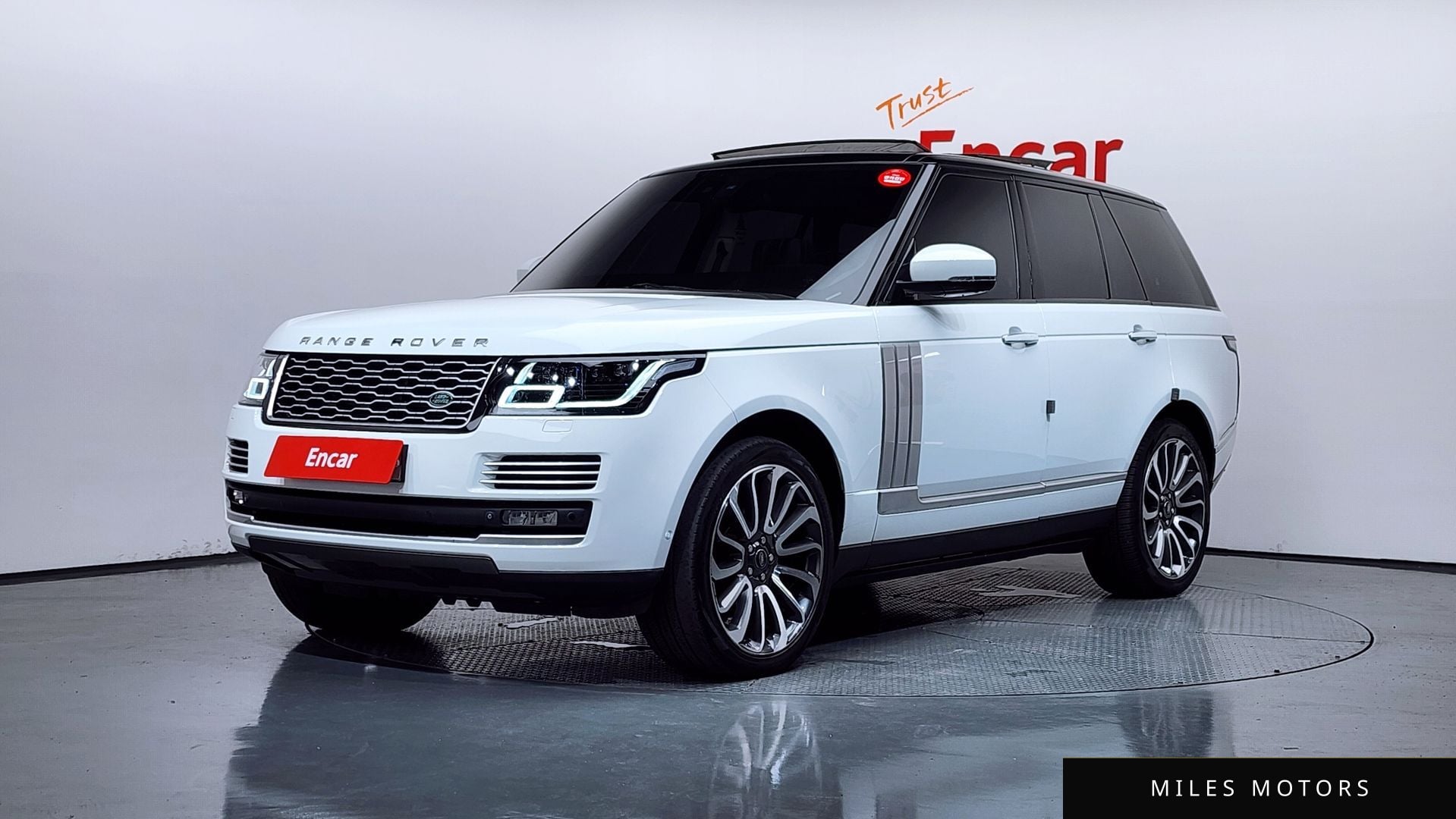 Land Rover Range Rover 2015 — фото 1 из 12