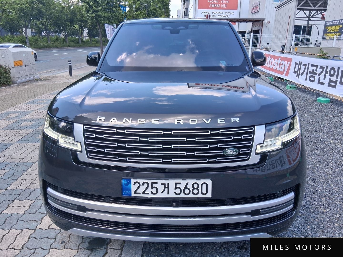 Land Rover Range Rover 2023 — миниатюра 3