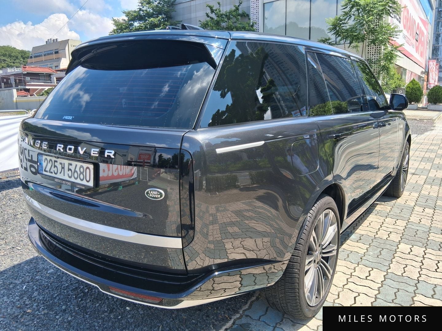 Land Rover Range Rover 2023 — миниатюра 5