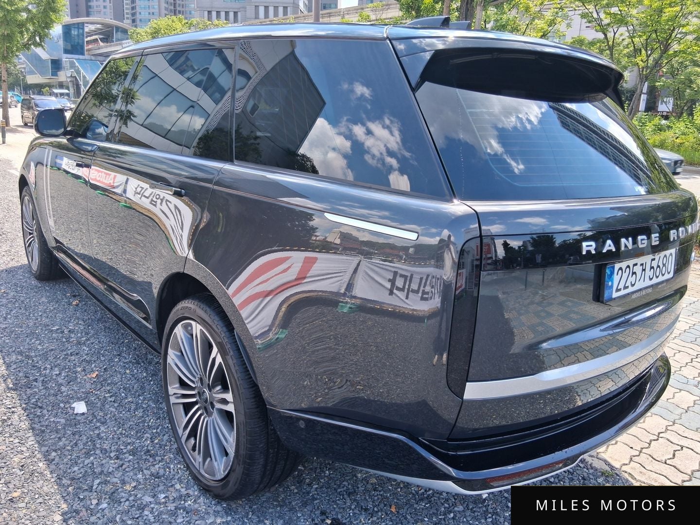 Land Rover Range Rover 2023 — миниатюра 6