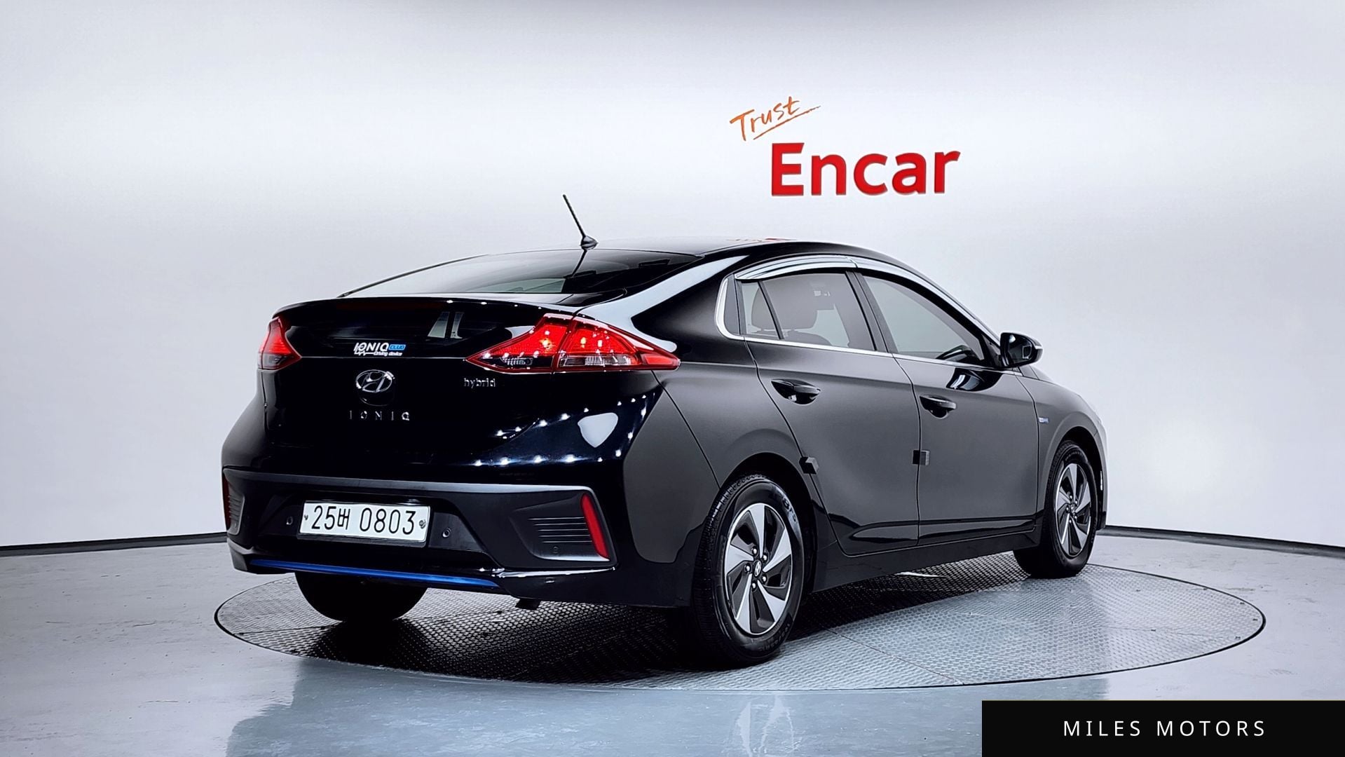 Hyundai Ioniq 2017 — миниатюра 2