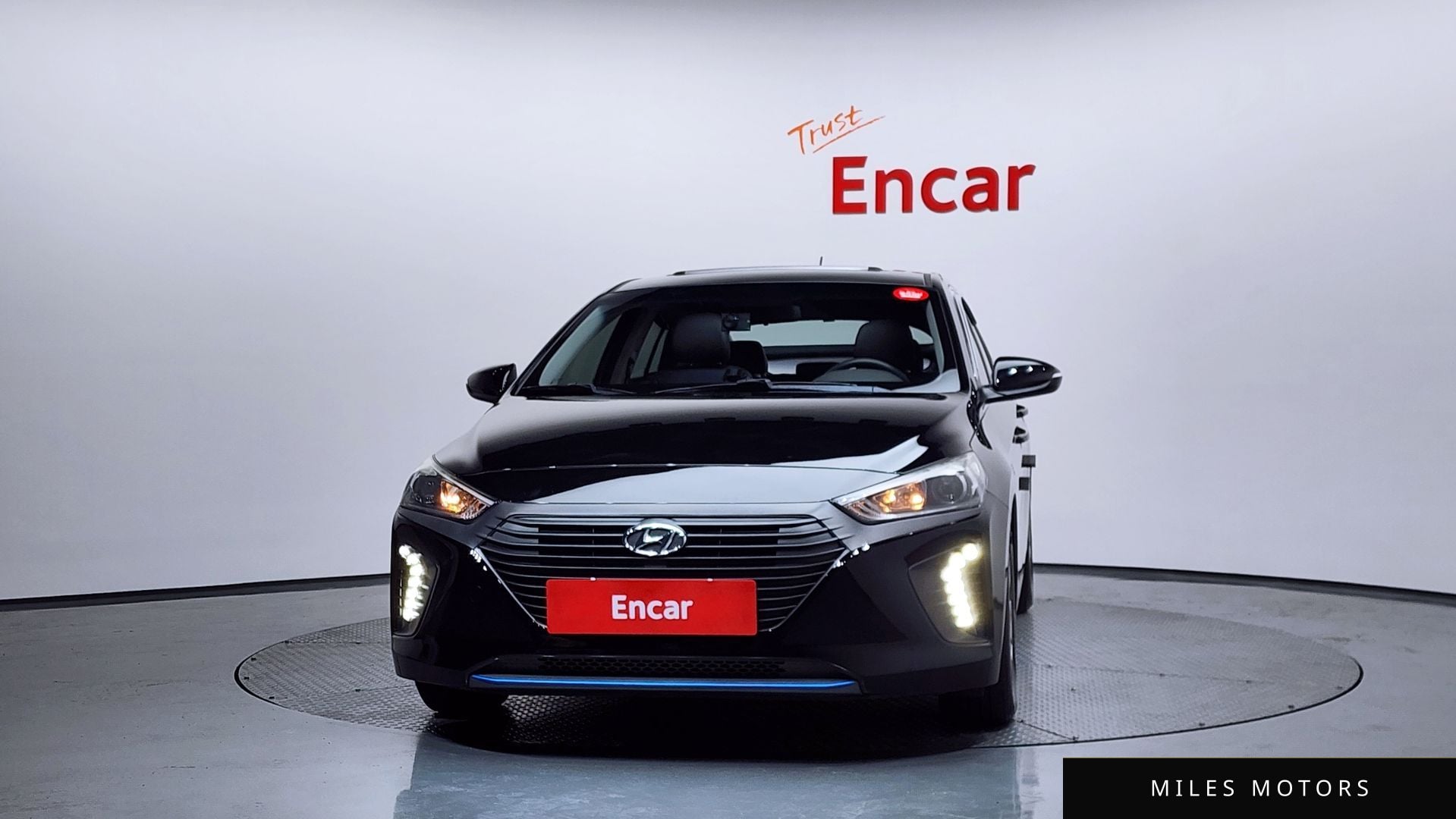 Hyundai Ioniq 2017 — миниатюра 3